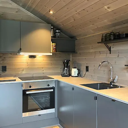 Σπίτι διακοπών 4 Bedroom In *